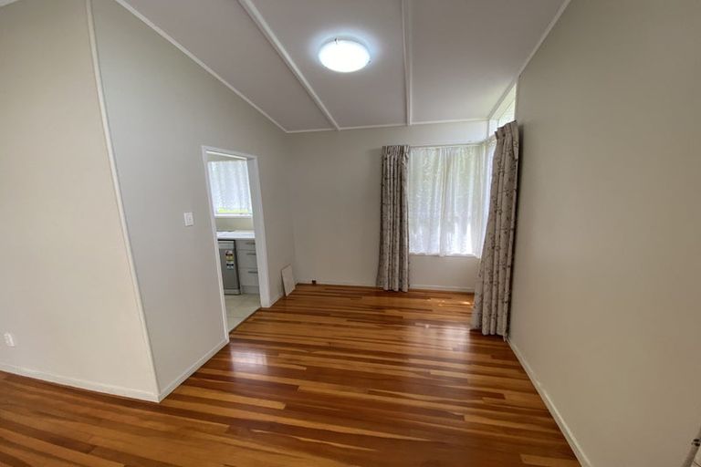 Photo of property in 12 Aarts Avenue, Manurewa, Auckland, 2102