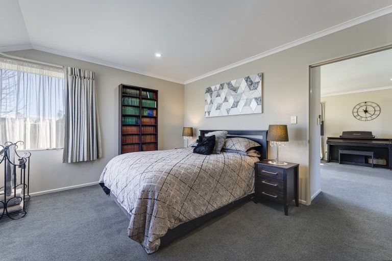 Photo of property in 16 Monaco View, Stoke, Nelson, 7011