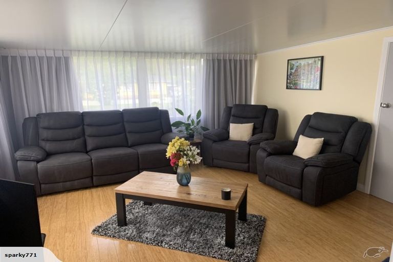 Photo of property in 10 Buller Crescent, Manurewa, Auckland, 2102