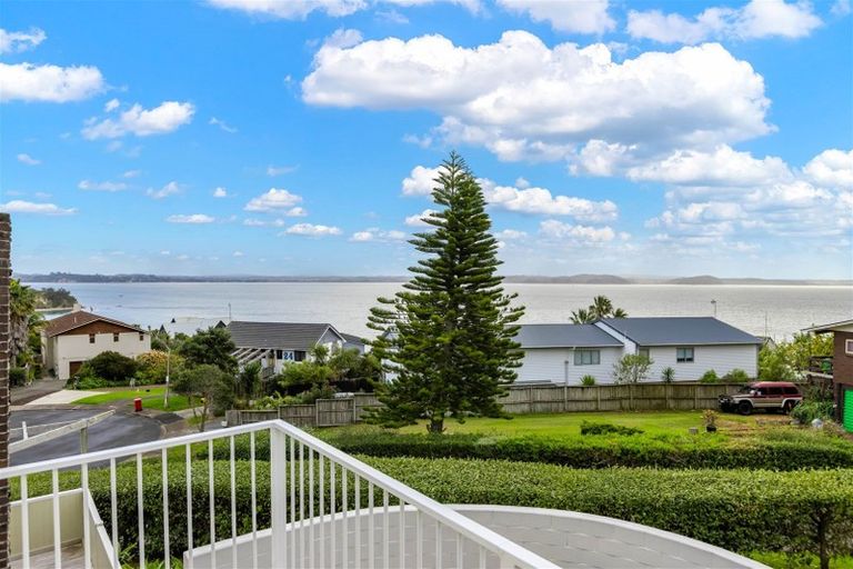 Photo of property in 19 Siesta Terrace, Gulf Harbour, Whangaparaoa, 0930
