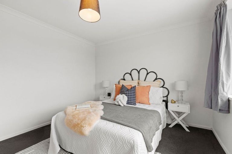 Photo of property in 1/123a Queenspark Drive, Parklands, Christchurch, 8083