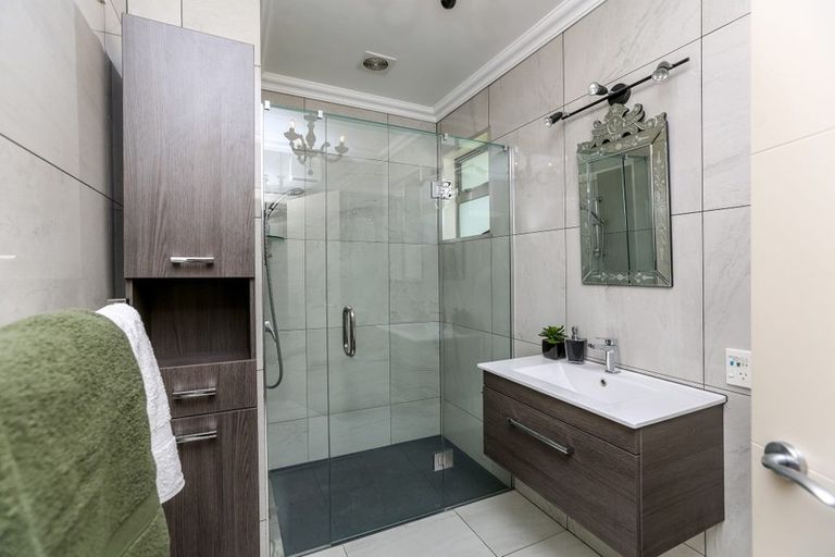 Photo of property in 233b Carrington Street, Vogeltown, New Plymouth, 4310