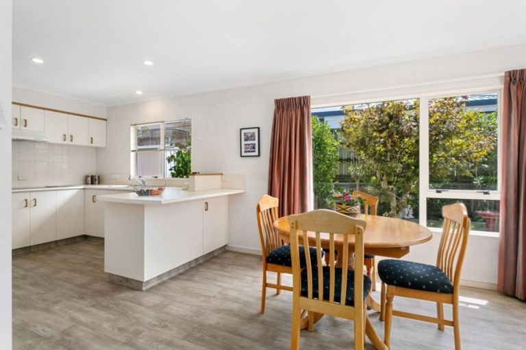 Photo of property in 8 Balmoral Drive, Hilltop, Taupo, 3330