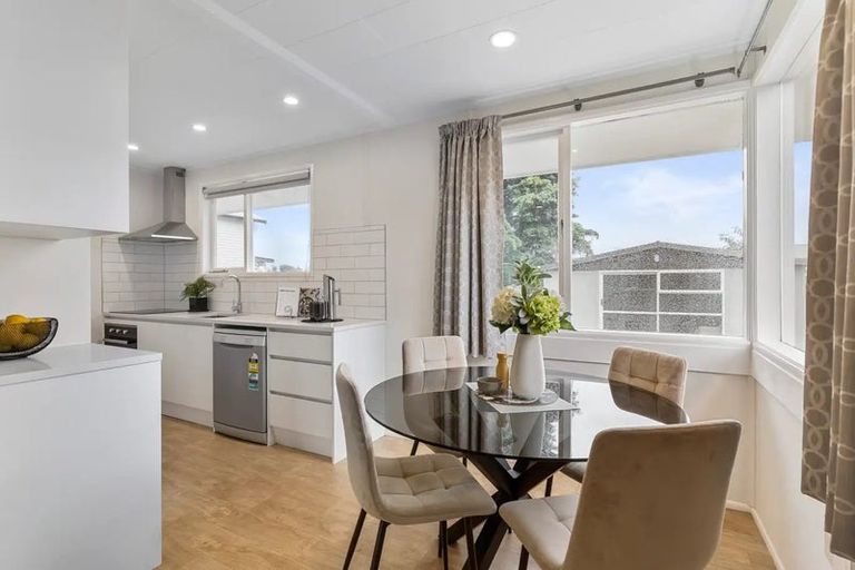 Photo of property in 17 Harania Avenue, Favona, Auckland, 2024