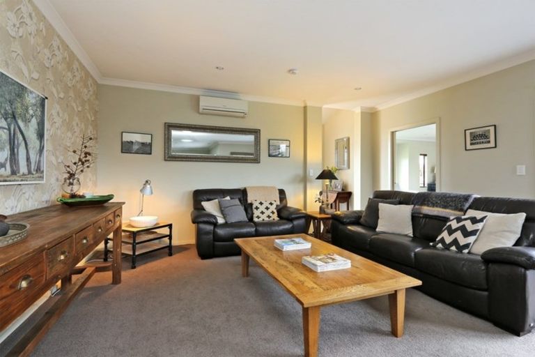 Photo of property in 6 Lardon Place, Frimley, Hastings, 4120