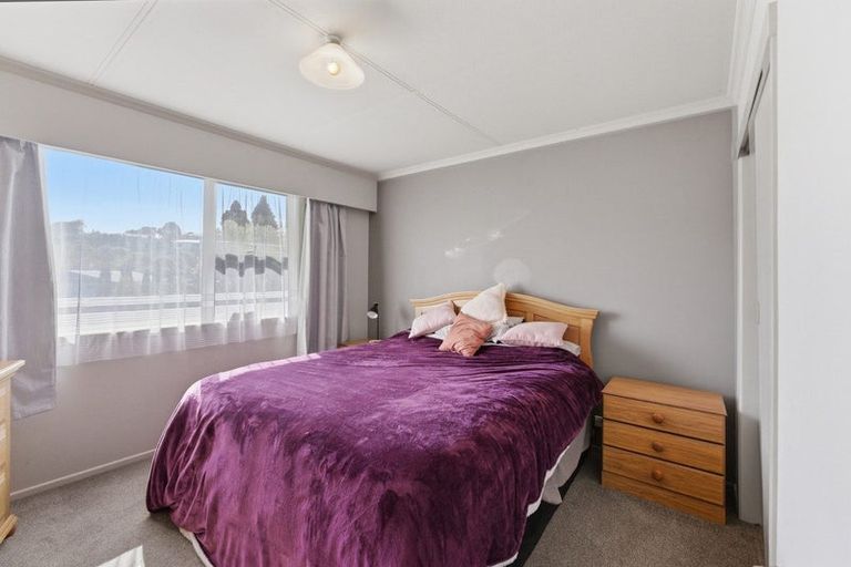 Photo of property in 1 Carlton Terrace, Westown, New Plymouth, 4310