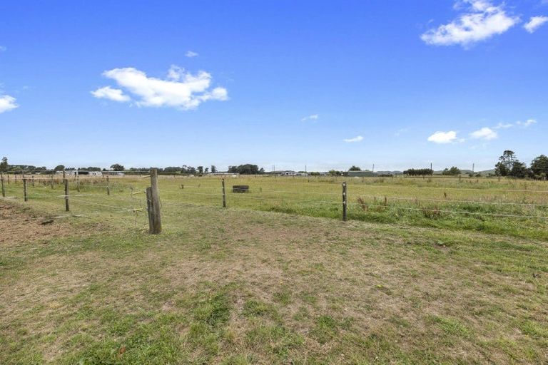 Photo of property in 57 Ladys Mile, Eltham, 4322