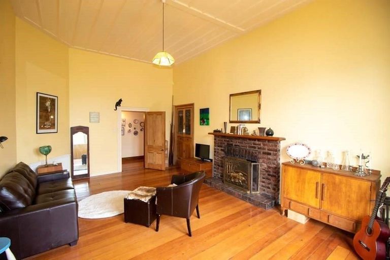 Photo of property in 49 Pukepapa Road, Marton, 4710