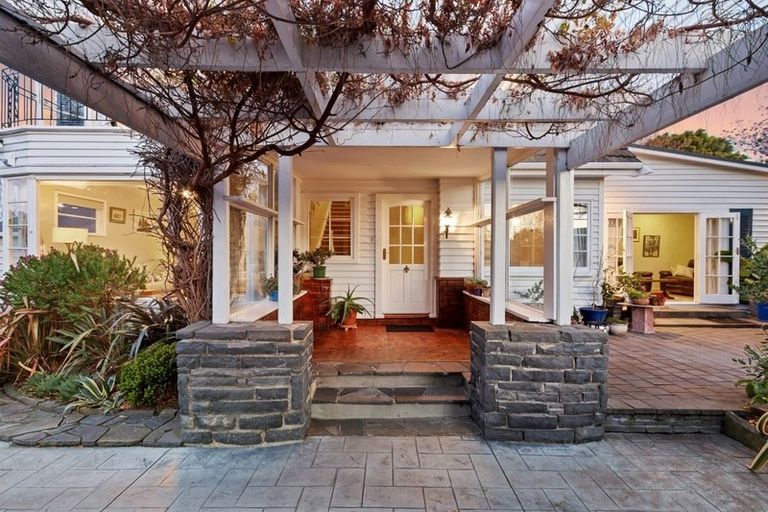 Photo of property in 110a Saint Martins Road, Saint Martins, Christchurch, 8022