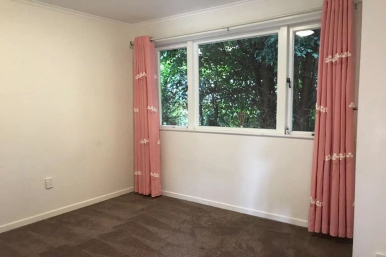 Photo of property in 21 Channel Road, Campbells Bay, Auckland, 0630