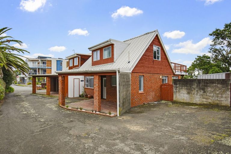 Photo of property in 7b Howell Road, Paraparaumu Beach, Paraparaumu, 5032