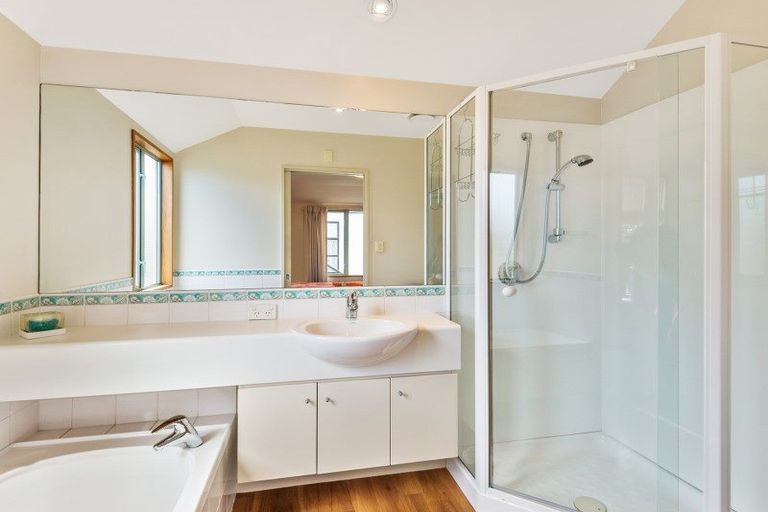 Photo of property in 156 Fitzgerald Avenue, Christchurch Central, Christchurch, 8011