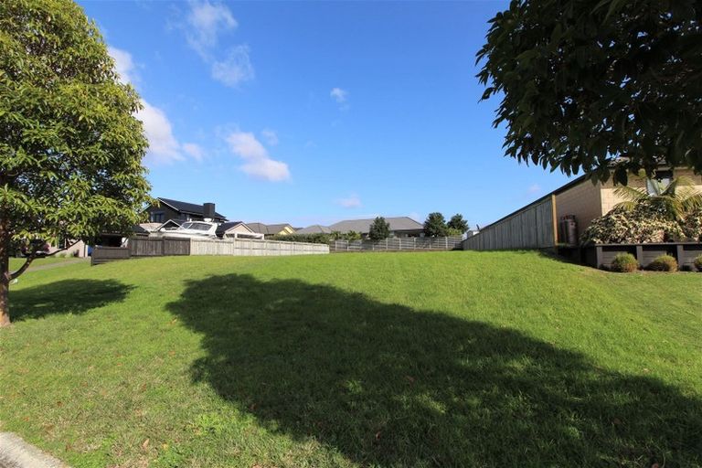 Photo of property in 12 Leeward Drive, Whitianga, 3510