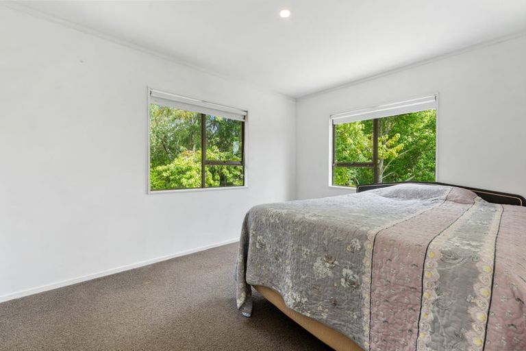 Photo of property in 43 Ohiwa Road, Papakura, 2582