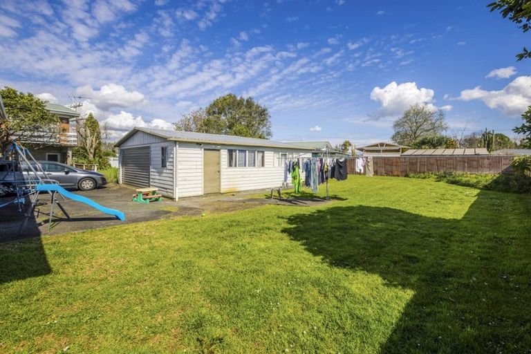 Photo of property in 51 President Avenue, Papakura, 2110