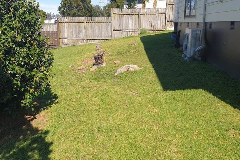 Photo of property in 48 Archboyd Avenue, Mangere East, Auckland, 2024