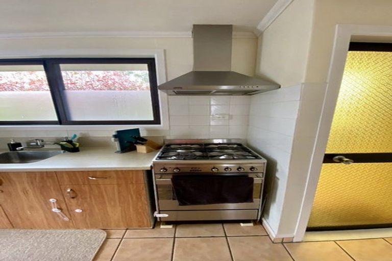 Photo of property in 5 Kairanga Crescent, Wainuiomata, Lower Hutt, 5014