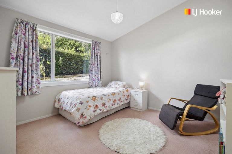 Photo of property in 43 Shandon Road, Vauxhall, Dunedin, 9013
