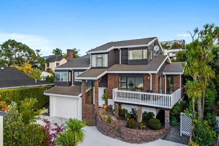 Photo of property in 2/42 Beulah Avenue, Rothesay Bay, Auckland, 0630