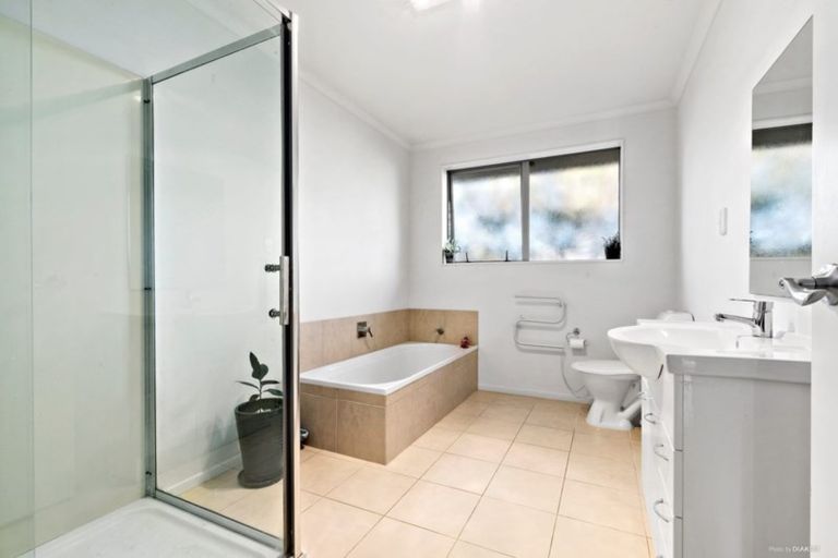 Photo of property in 16b Hunua Road, Papakura, 2110