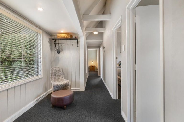 Photo of property in 45 Cedar Drive, Kelvin Heights, Queenstown, 9300