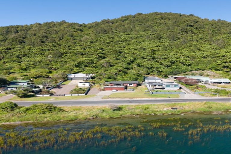 Photo of property in 293 State Highway 30, Lake Rotoma, Rotorua, 3074