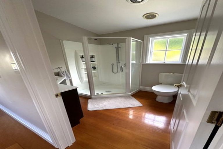 Photo of property in 36 James Mackie Road, Helensville, 0875