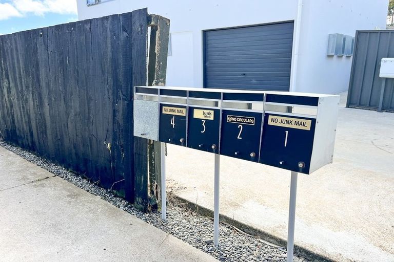 Photo of property in 2/75 Geraldine Street, Edgeware, Christchurch, 8013