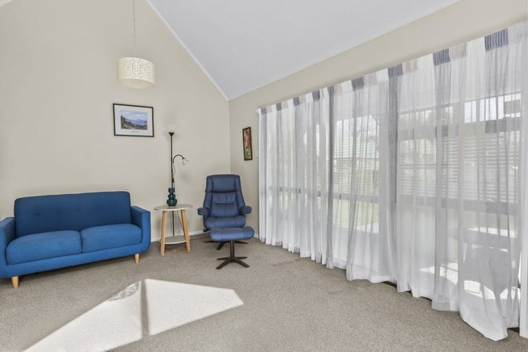Photo of property in 1 Tui Place, Te Kowhai, Hamilton, 3288