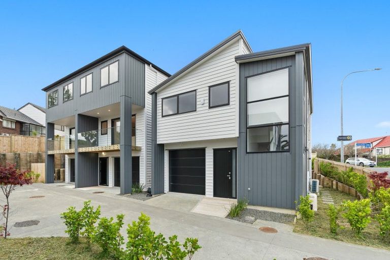 Photo of property in 165b Wiseley Road, West Harbour, Auckland, 0618