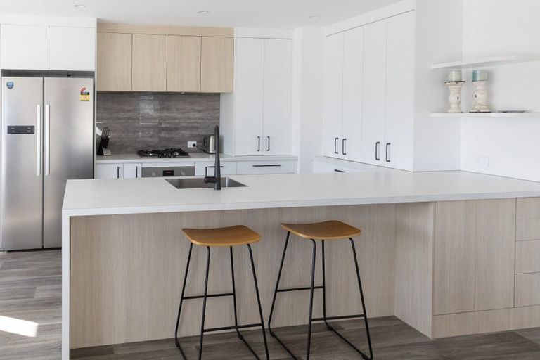 Photo of property in 8 Avenue Road, Greenmeadows, Napier, 4112