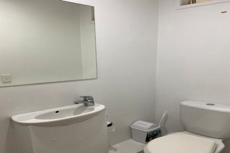 Photo of property in 5/32 Opito Way, East Tamaki, Auckland, 2013