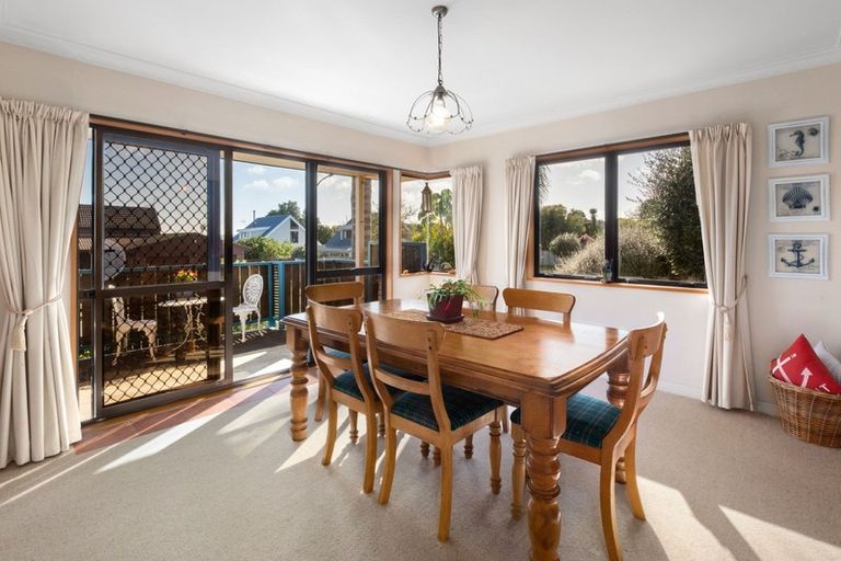 Photo of property in 34 Ruamoana Place, Omokoroa, 3114