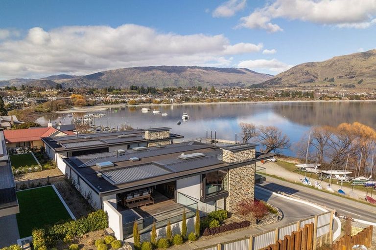 Photo of property in 139 Lakeside Road, Wanaka, 9305
