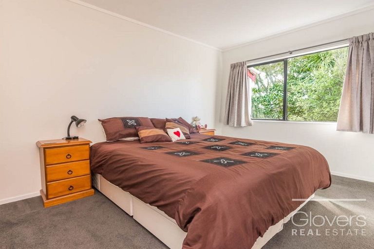 Photo of property in 109 Don Buck Road, Massey, Auckland, 0614