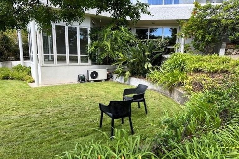 Photo of property in 12 Shortland Place, Havelock North, 4130