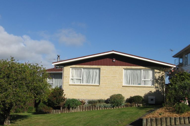 Photo of property in 46 Truro Road, Camborne, Porirua, 5026