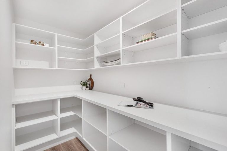 Photo of property in 73 Henshaw Street, Woodend, 7610