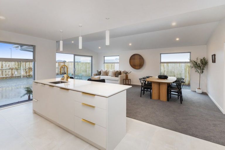 Photo of property in 32 Accadia Drive, Rolleston, 7614