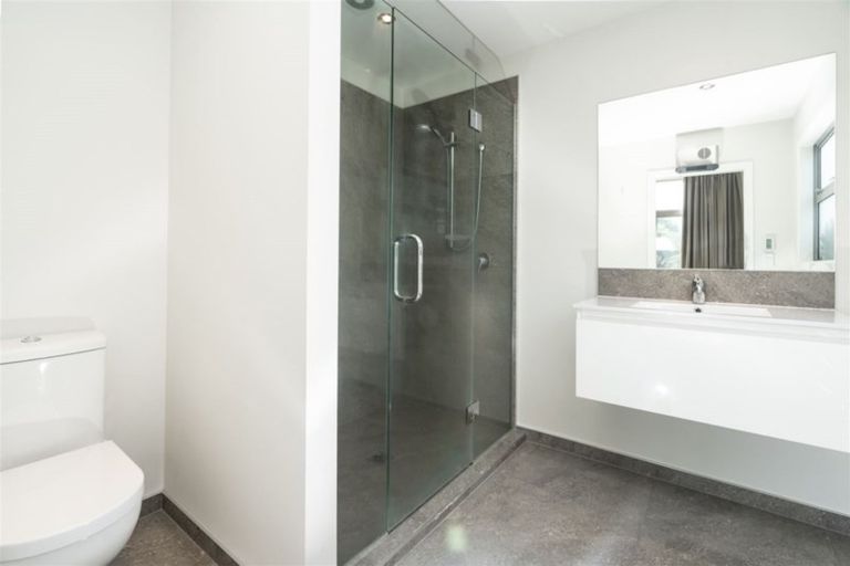 Photo of property in 9 Crown Close, Prebbleton, 7604