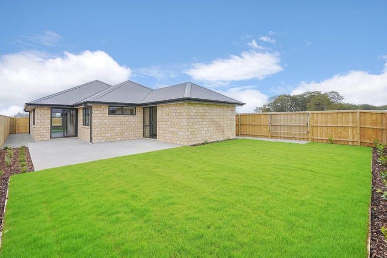 Photo of property in 3 Weaver Street, Woodend, 7691