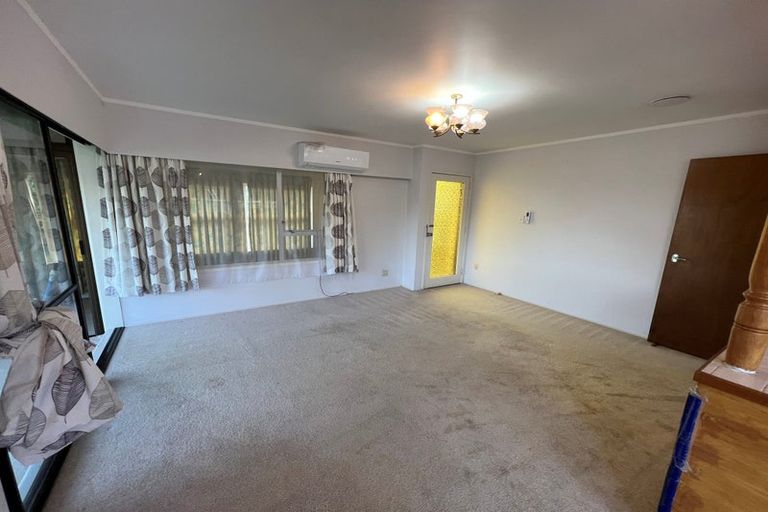 Photo of property in 2/142 Birkdale Road, Birkdale, Auckland, 0626