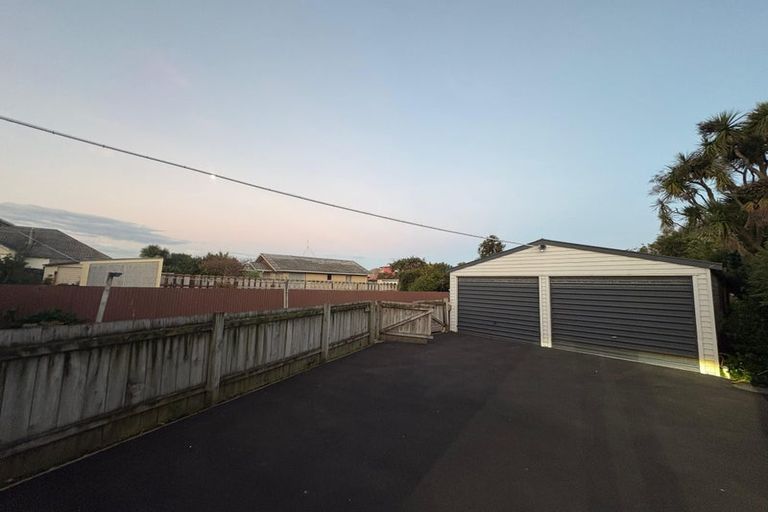 Photo of property in 12 Coughtrey Street, Saint Clair, Dunedin, 9012