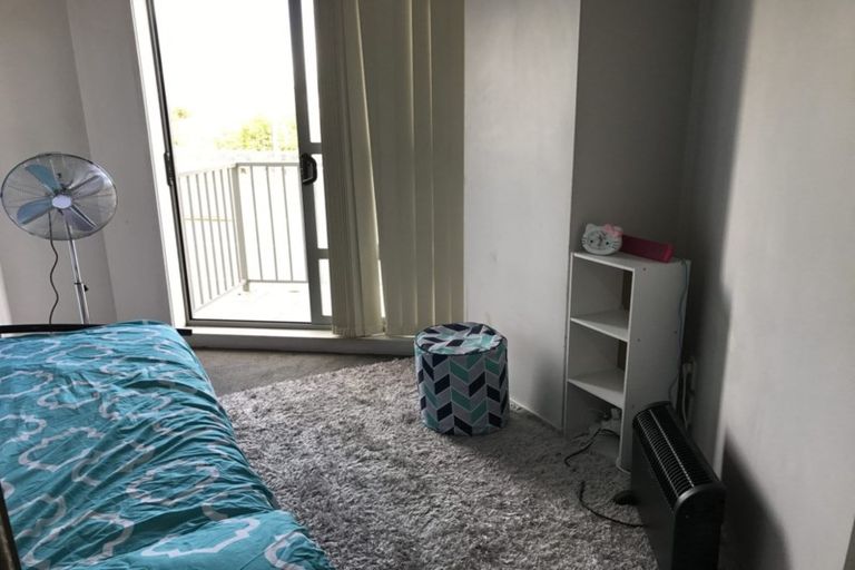 Photo of property in 11 Union Road, Howick, Auckland, 2014