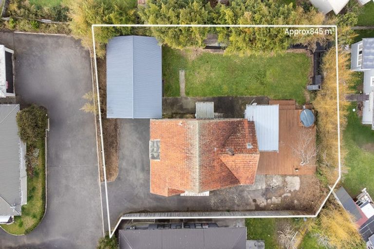 Photo of property in 6c Williams Place, Fairfield, Hamilton, 3214