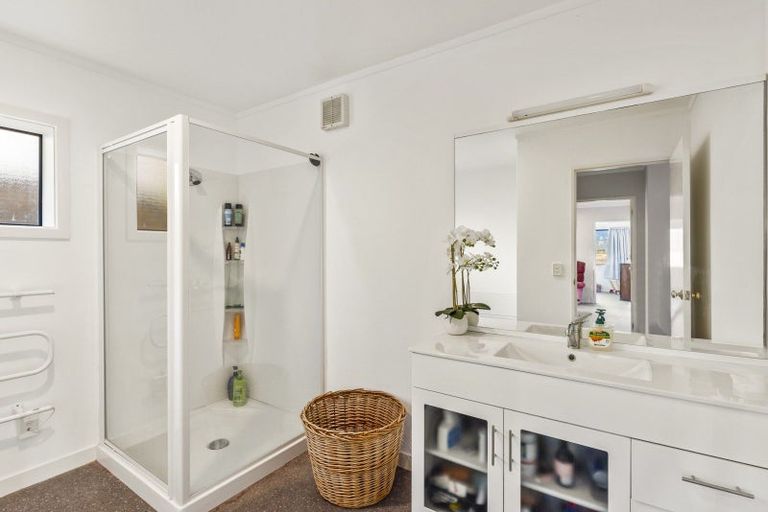 Photo of property in 55a Golf Road, Paraparaumu Beach, Paraparaumu, 5032