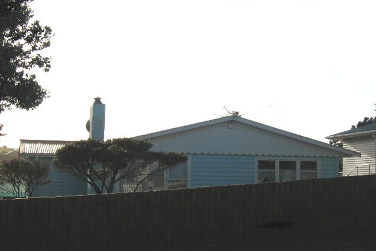 Photo of property in 79 Castor Crescent, Cannons Creek, Porirua, 5024
