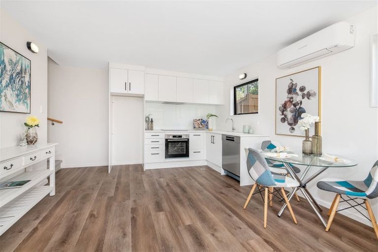 Photo of property in 40b Royal View Road, Te Atatu South, Auckland, 0610