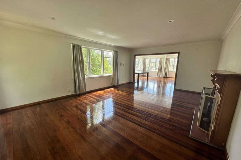 Photo of property in 14 Terawhiti Terrace, Karori, Wellington, 6012