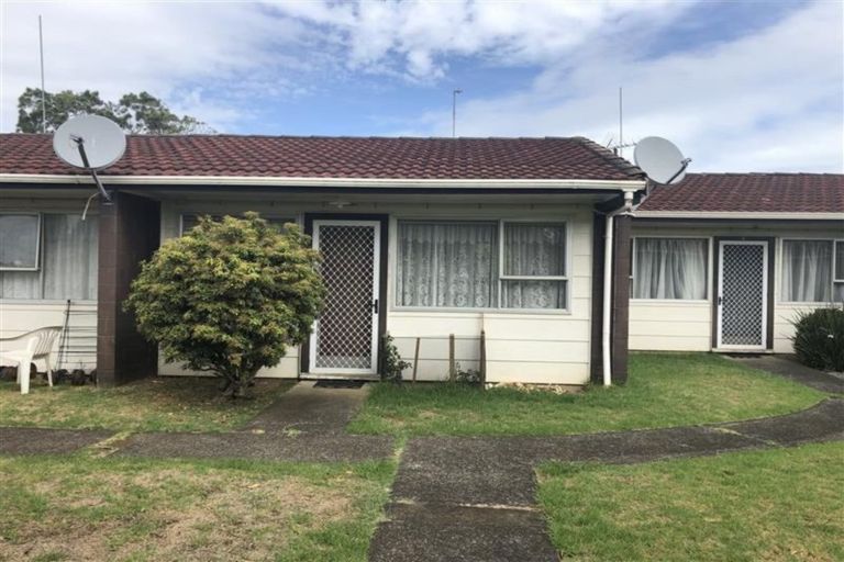 Photo of property in 1 Kenton Lane, Mangere, Auckland, 2022